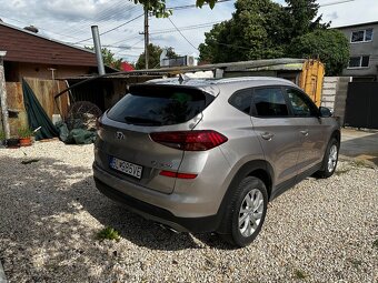 Hyundai Tucson 1.6 crdi (100kw) Automat - 5