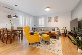 ZNÍŽENÁ CENA Nadštandardný 3-izbový byt s balkónom - 5