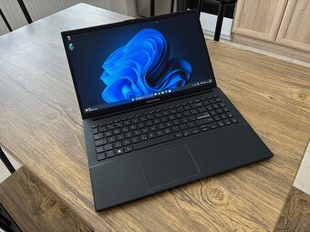 Asus Vivobook GO/Notebook/4GB RAM DDR5/128GB NvMe SSD - 5