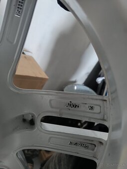 Audi 5x112 R19 ET45 - 5