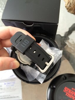 Casio G-Shock X Stranger Things - 5