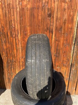 Predám letné pneumatiky Goodyear 215/65 R17 - 5