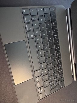 Apple iPad Magic Keyboard - 5