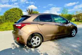 Hyundai i30 1.6 CRDi - 5