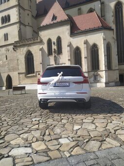 Ponúkam vám auto na svadbu Volvo XC60 R-desing - 5