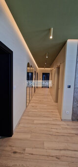 Ponúkam na PREDAJ 5 IZBOVÝ PENTHOUSE V MESTE NOVÉ ZÁMKY - 5