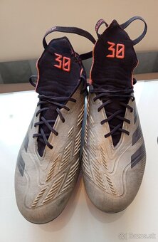 Predám kopačky Adidas predátor - 5