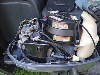 Predám lodny motor Yamaha 6hp stvortakt - krátka noha - 5