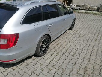 Škoda Superb II - 5