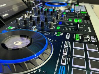 Denon Prime 4 - 5