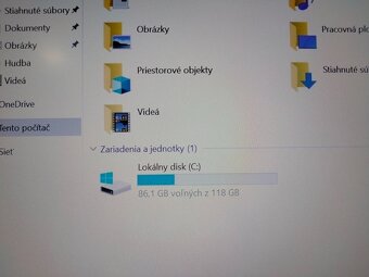 predám notebook HP ELITEBOOK 745 G4 ,WINDOWS 10,bez baterky. - 5