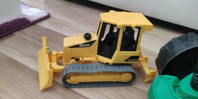 Traktor, hra kolky, smetiarske auto, buldozér - 5