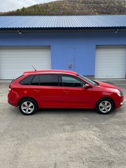 Predám ŠKODA Rapid Spaceback SB 1.2 TSI 110k Ambition 4Valec - 5