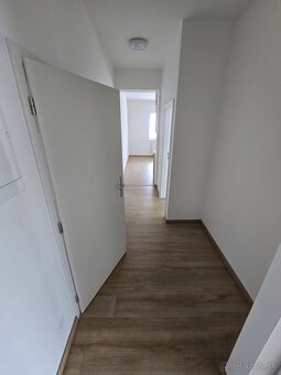 Prenajom 3 izbový byt - 5