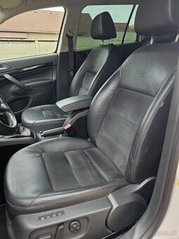 Skoda Octavia combi 2.0Tdi 4x4 L&K 166tis km - 5