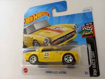 HOT WHEELS - TOYOTA SUPRA,NISSAN, HONDA - 5