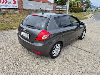 Kia Cee´d 1.4 CVVT LX - 5