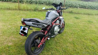 Kawasaki ER6-n - 5