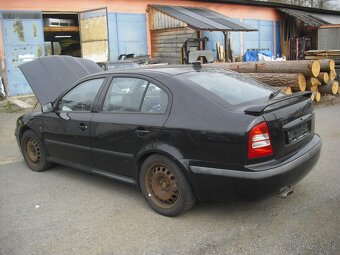 Skoda Octavia RS1 - 5