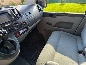 Volkswagen Transporter T5 - 5