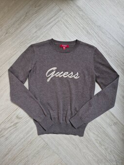 NOVE Guess pleteny monogram sveter XS, S - 5
