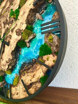 Machové hodiny s epoxidom 50cm priemer , Drevené hodiny 50cm - 5
