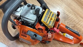 Predám pílu Husqvarna 445 - 5