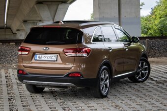 Kia Sorento 2.2 CRDi VGT 4WD ISG Platinum A/T - 5