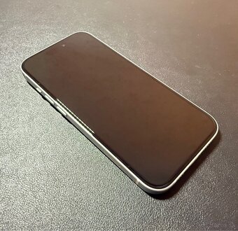 iPhone 15 128GB - 5