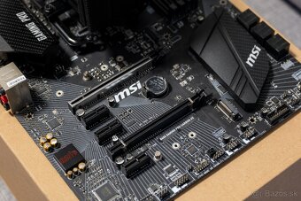 Set - Ryzen 7 3700X + MSI B450 Pro Carbon AC + Dark Rock 4 - 5