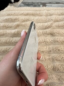 Predám IPhone X 64GB bielej farby - 5