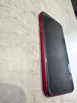 Predám IPhone 11 64gb red - 5