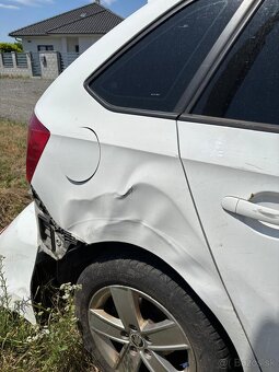 Škoda Rapid Spaceback 1.2TSI DSG, HAVAROVANÁ - 5