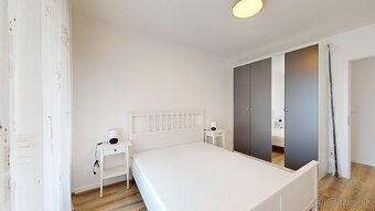 Slnečný 2i elegantný byt s parkovacím státím - 5
