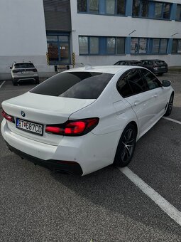 BMW 520d xDrive sedan - 5