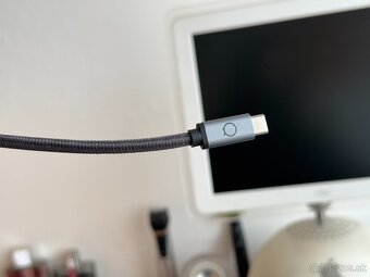 USB HUB 8k LINQ BYELEMENTS 8K HDMI 2.5GB ethernet - 5