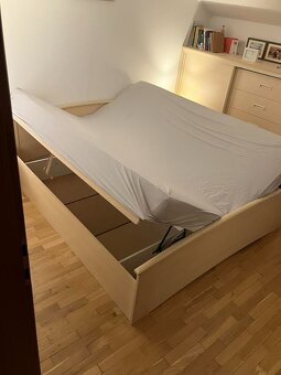 Predám manželskú poteľ. - 5