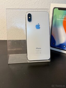 Predám Apple iPhone X 64GB Silver Minimálne známky - 5