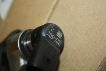 Trysky PEUGEOT-CITROEN-FIAT 2.0 HDI 9659337980 - 5