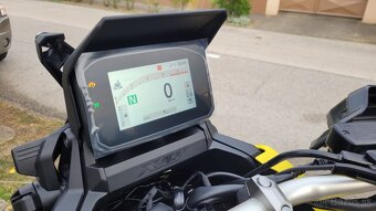 HONDA X-ADV 750 - 5