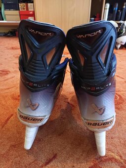 Hokejove korčule Bauer Vapor Hyperlite 2,vel.6,5.,šířka FIT3 - 5