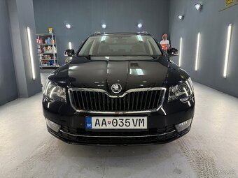 Škoda Superb elegance 3,6 V6, 4x4 - 5