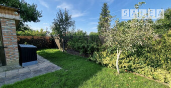 Krásna záhrada v Šali 305 m2 s chatkou pri futbalovom štadió - 5