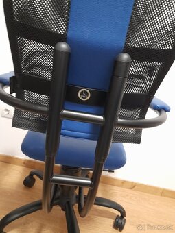 ergonomická kancelárska stolička SpinaliS Hacker - 5