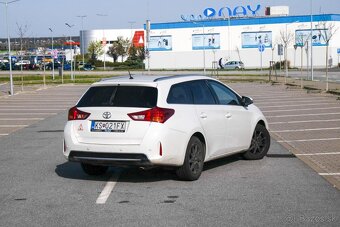Toyota Auris 2.0 l D-4D DPF Active - 5