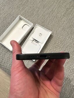 Nový iPhone 15 128G Black - 5