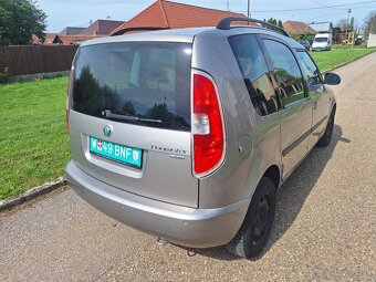 SKODA ROOMSTER BENZÍN 2009 - 5