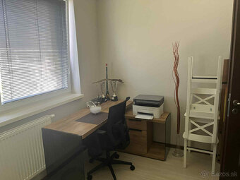 Priestraný byt na predaj v centre mesta. - 5
