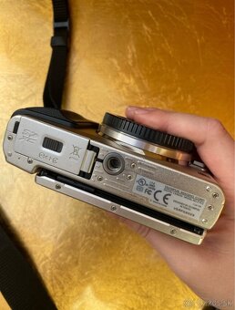 Olympus PEN Lite E-PL5 - 5