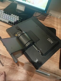 Monitor - 5